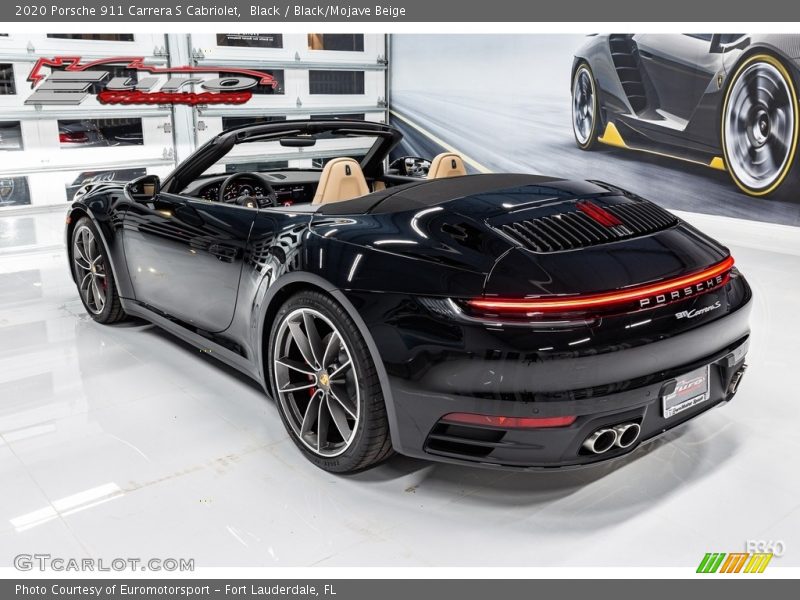 Black / Black/Mojave Beige 2020 Porsche 911 Carrera S Cabriolet