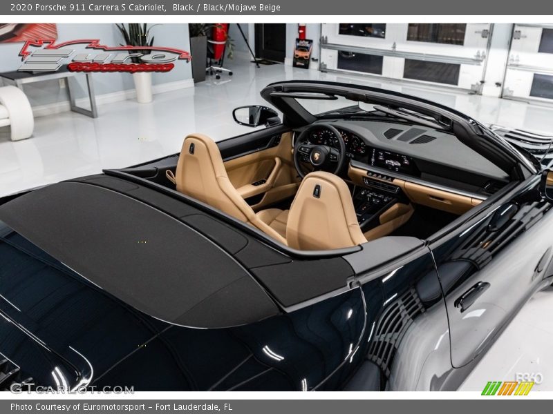 Black / Black/Mojave Beige 2020 Porsche 911 Carrera S Cabriolet