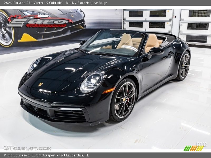 Black / Black/Mojave Beige 2020 Porsche 911 Carrera S Cabriolet