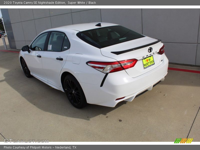 Super White / Black 2020 Toyota Camry SE Nightshade Edition