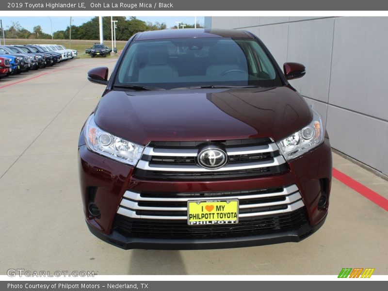 Ooh La La Rouge Mica / Black 2019 Toyota Highlander LE
