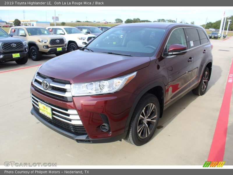 Ooh La La Rouge Mica / Black 2019 Toyota Highlander LE