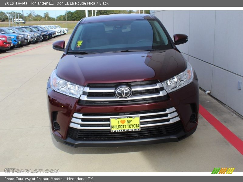 Ooh La La Rouge Mica / Black 2019 Toyota Highlander LE