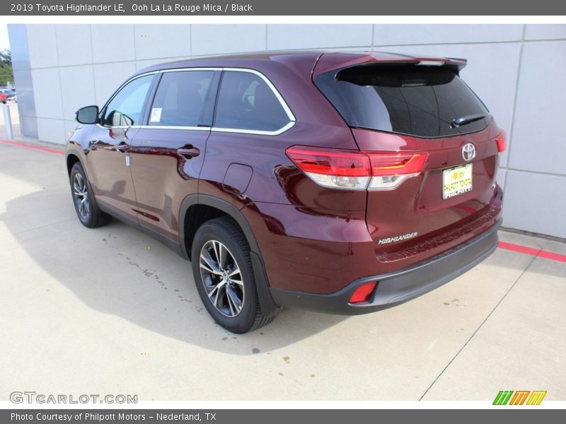 Ooh La La Rouge Mica / Black 2019 Toyota Highlander LE