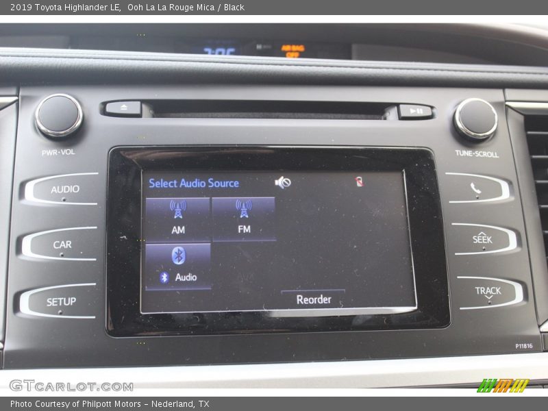 Ooh La La Rouge Mica / Black 2019 Toyota Highlander LE
