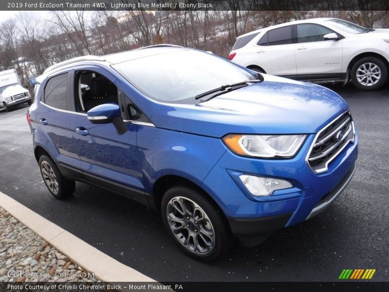 Front 3/4 View of 2019 EcoSport Titanium 4WD