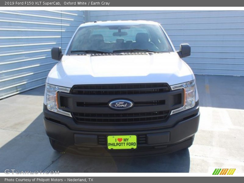 Oxford White / Earth Gray 2019 Ford F150 XLT SuperCab