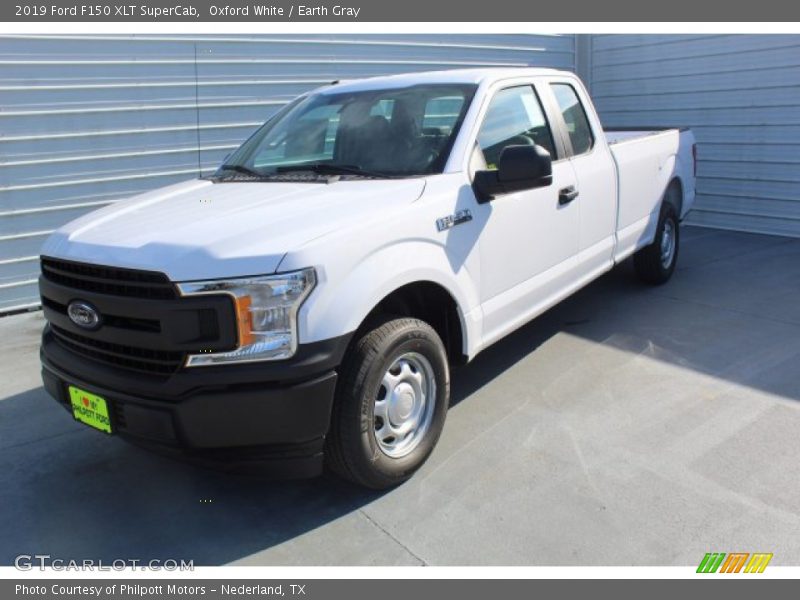 Oxford White / Earth Gray 2019 Ford F150 XLT SuperCab