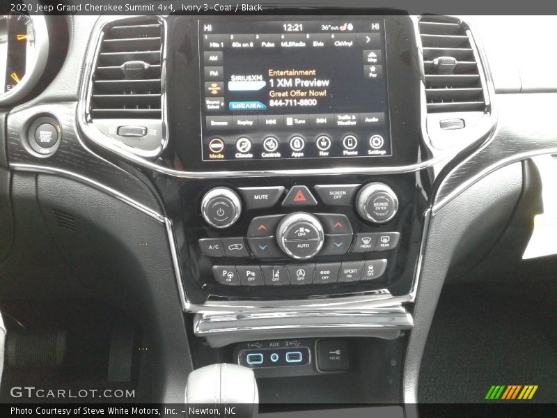Ivory 3-Coat / Black 2020 Jeep Grand Cherokee Summit 4x4
