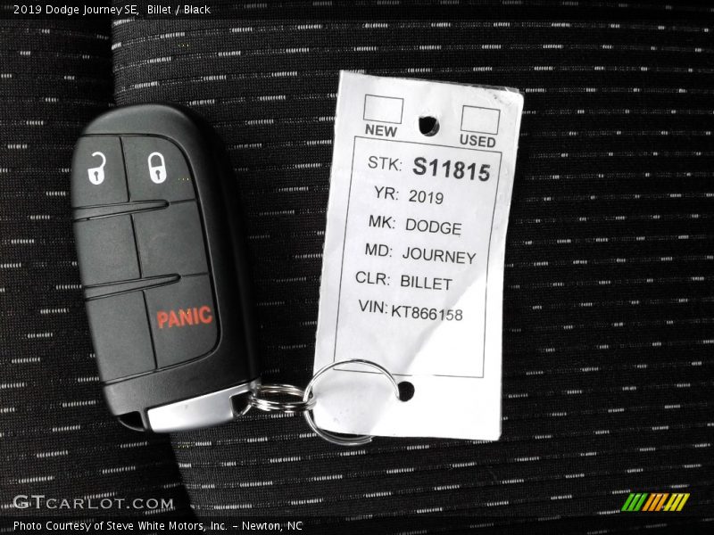 Billet / Black 2019 Dodge Journey SE