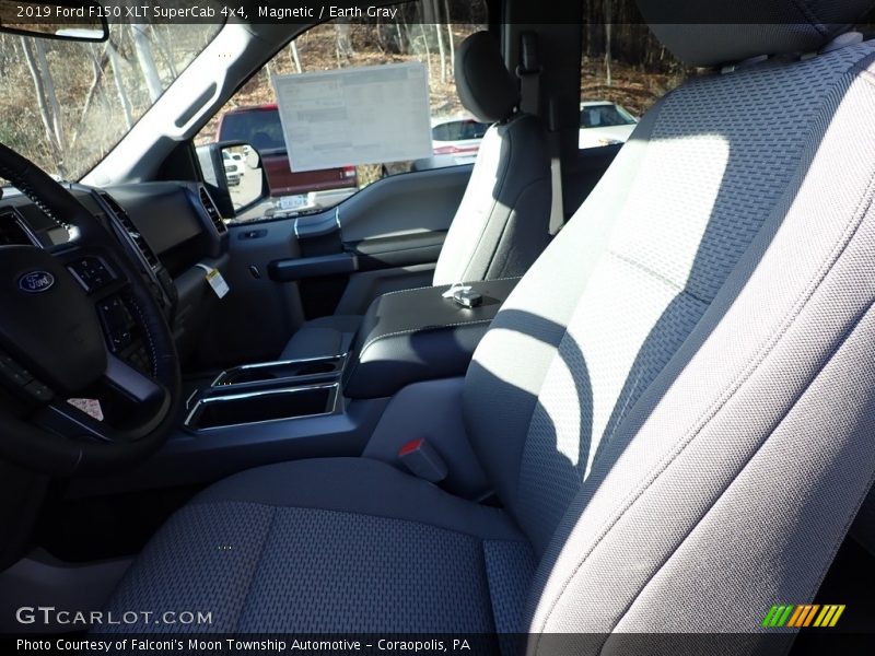 Magnetic / Earth Gray 2019 Ford F150 XLT SuperCab 4x4