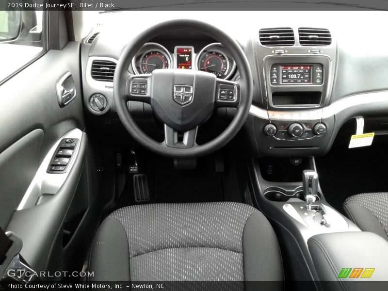 Dashboard of 2019 Journey SE