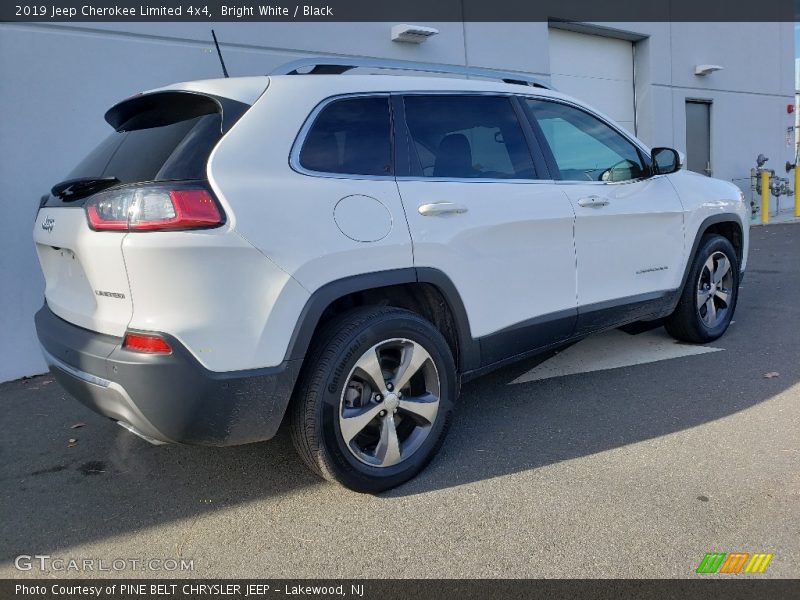 Bright White / Black 2019 Jeep Cherokee Limited 4x4