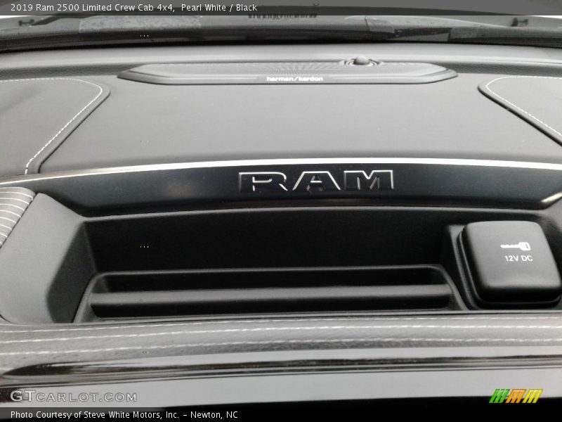 Pearl White / Black 2019 Ram 2500 Limited Crew Cab 4x4