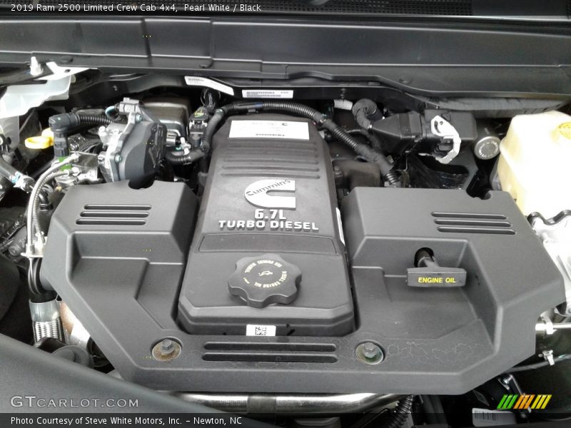 Pearl White / Black 2019 Ram 2500 Limited Crew Cab 4x4