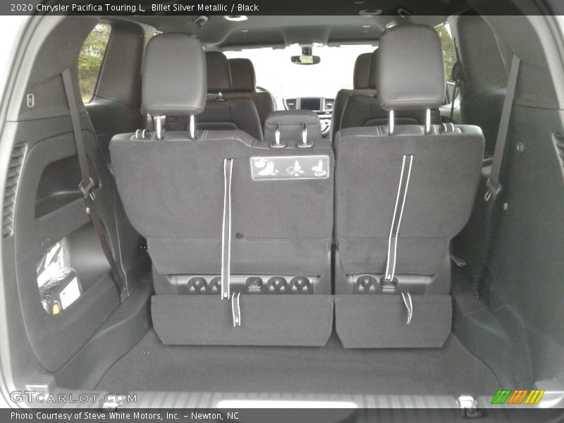  2020 Pacifica Touring L Trunk