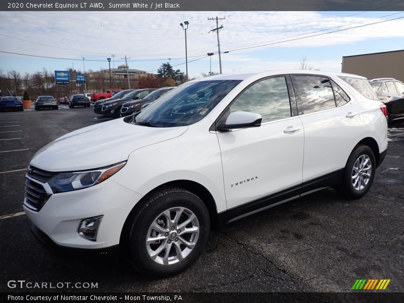 Front 3/4 View of 2020 Equinox LT AWD