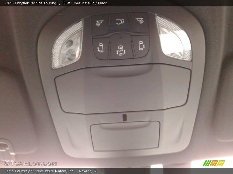 Billet Silver Metallic / Black 2020 Chrysler Pacifica Touring L