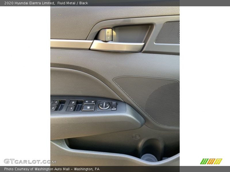 Fluid Metal / Black 2020 Hyundai Elantra Limited