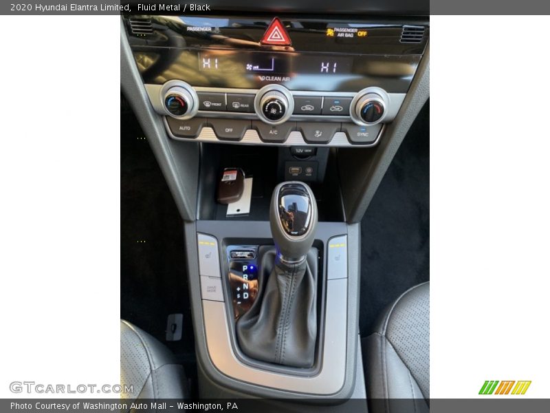 Fluid Metal / Black 2020 Hyundai Elantra Limited