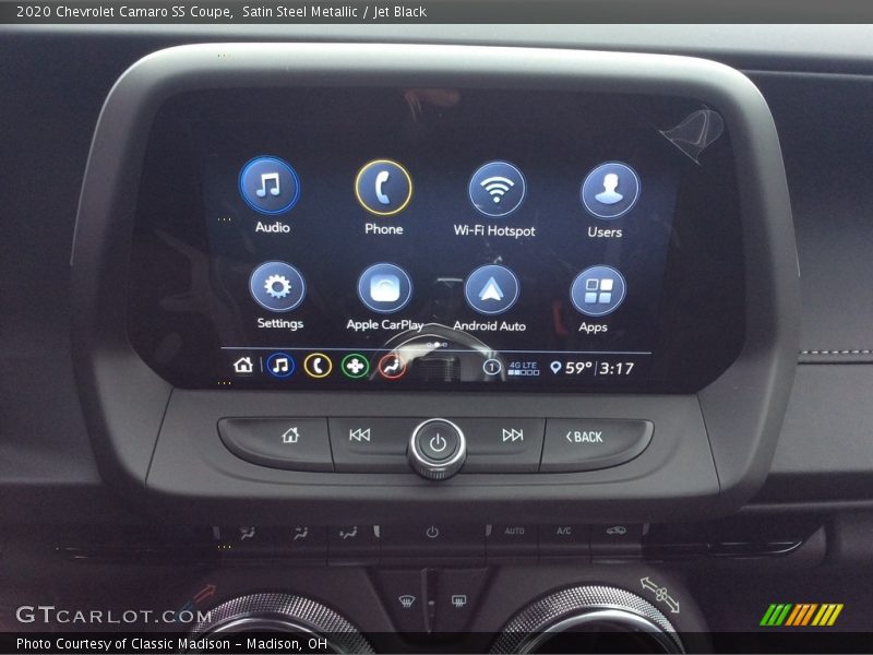 Controls of 2020 Camaro SS Coupe