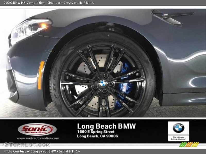 Singapore Grey Metallic / Black 2020 BMW M5 Competition