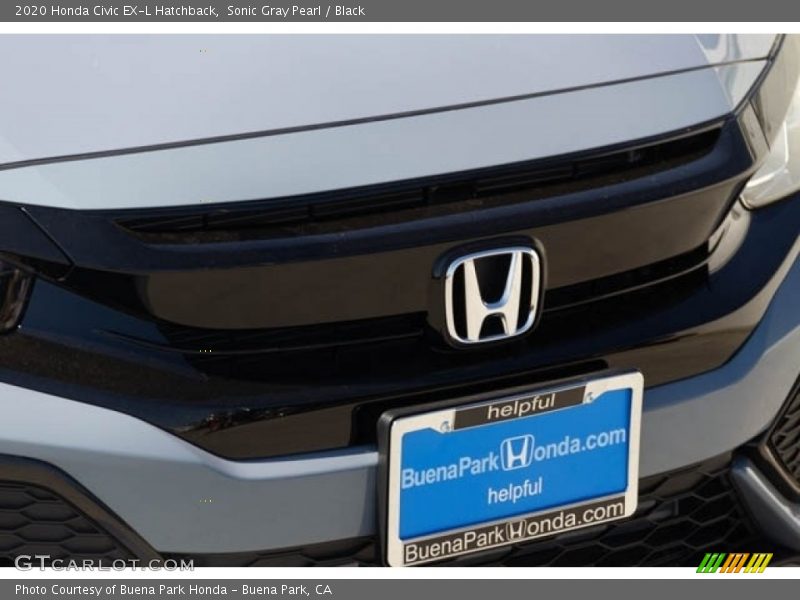 Sonic Gray Pearl / Black 2020 Honda Civic EX-L Hatchback