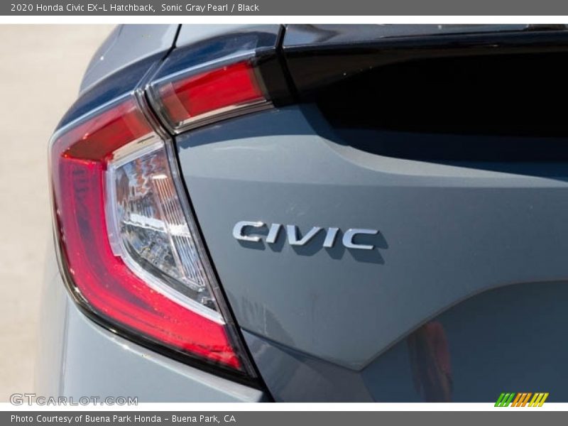 Sonic Gray Pearl / Black 2020 Honda Civic EX-L Hatchback
