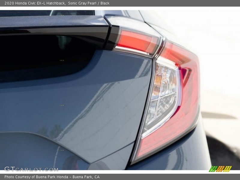 Sonic Gray Pearl / Black 2020 Honda Civic EX-L Hatchback