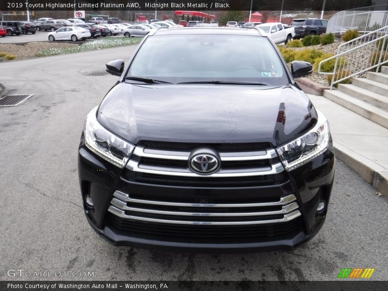 Midnight Black Metallic / Black 2019 Toyota Highlander Limited Platinum AWD