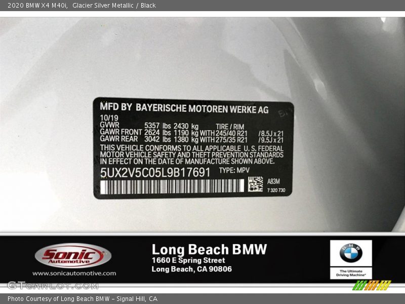 Glacier Silver Metallic / Black 2020 BMW X4 M40i