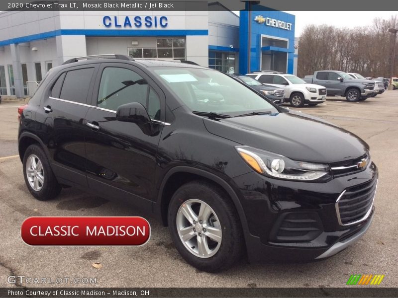 Mosaic Black Metallic / Jet Black 2020 Chevrolet Trax LT