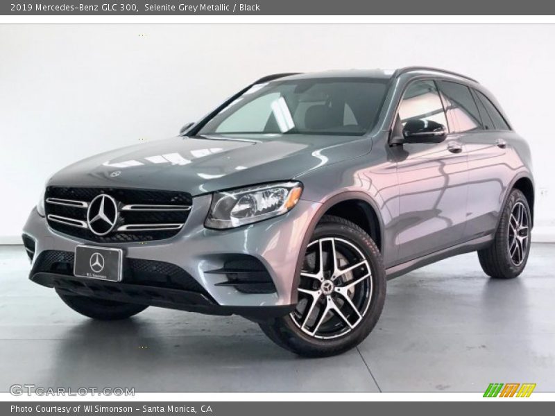 Selenite Grey Metallic / Black 2019 Mercedes-Benz GLC 300