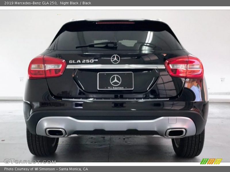 Night Black / Black 2019 Mercedes-Benz GLA 250