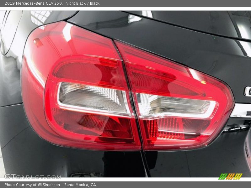 Night Black / Black 2019 Mercedes-Benz GLA 250