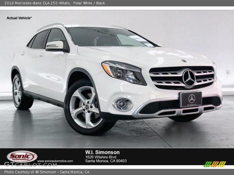 Polar White / Black 2019 Mercedes-Benz GLA 250 4Matic