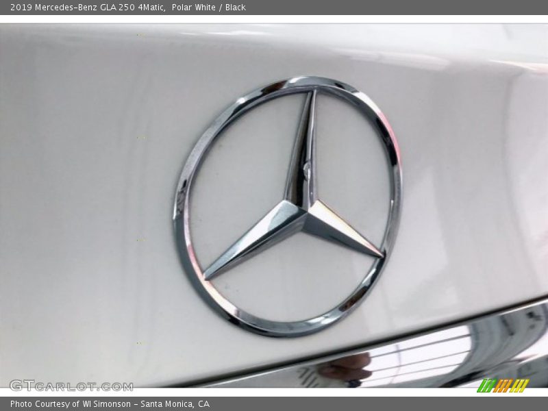  2019 GLA 250 4Matic Logo