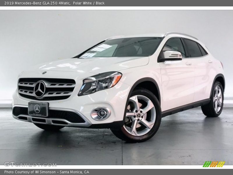 Front 3/4 View of 2019 GLA 250 4Matic