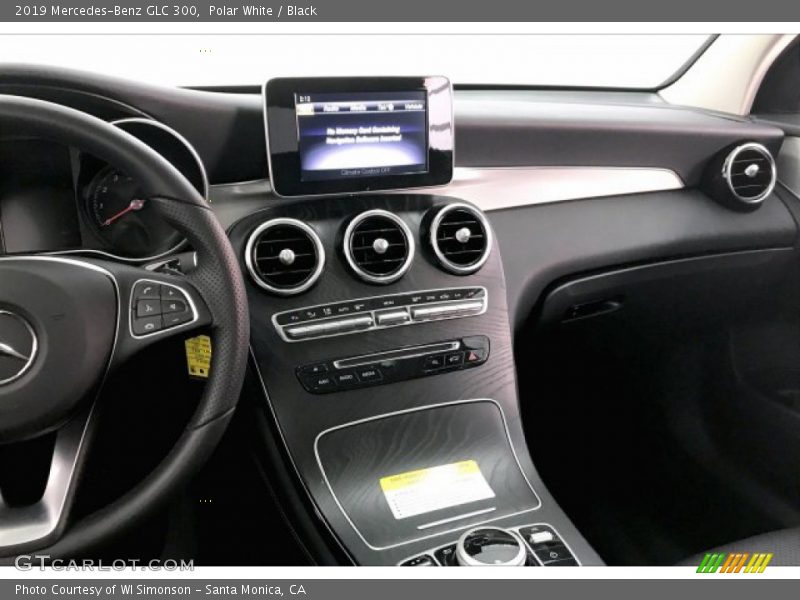 Polar White / Black 2019 Mercedes-Benz GLC 300
