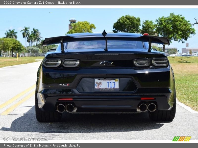 Black / Jet Black 2019 Chevrolet Camaro ZL1 Coupe