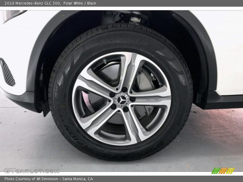 Polar White / Black 2019 Mercedes-Benz GLC 300