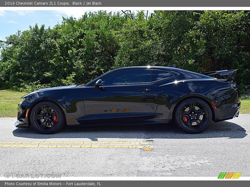 Black / Jet Black 2019 Chevrolet Camaro ZL1 Coupe
