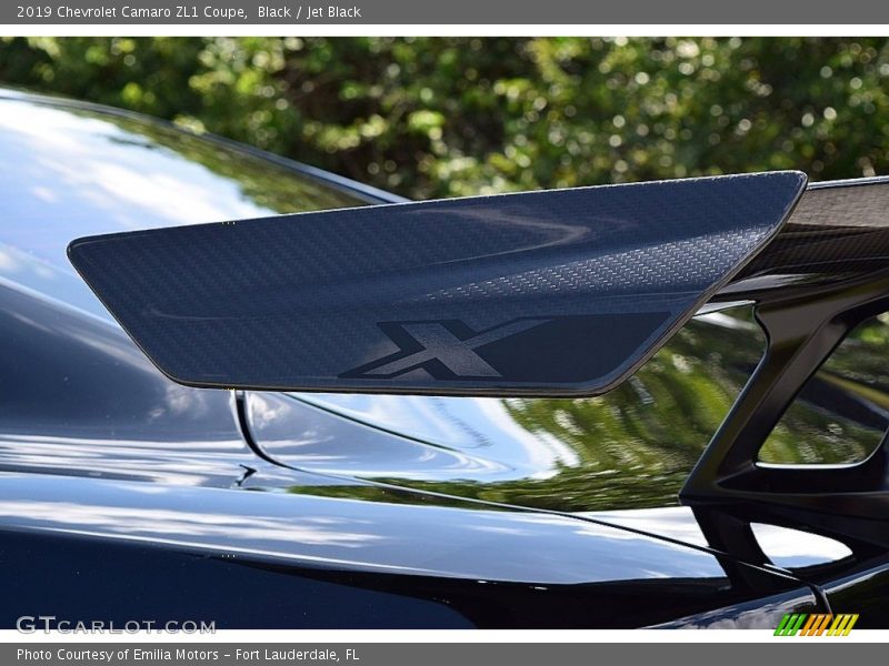 Black / Jet Black 2019 Chevrolet Camaro ZL1 Coupe