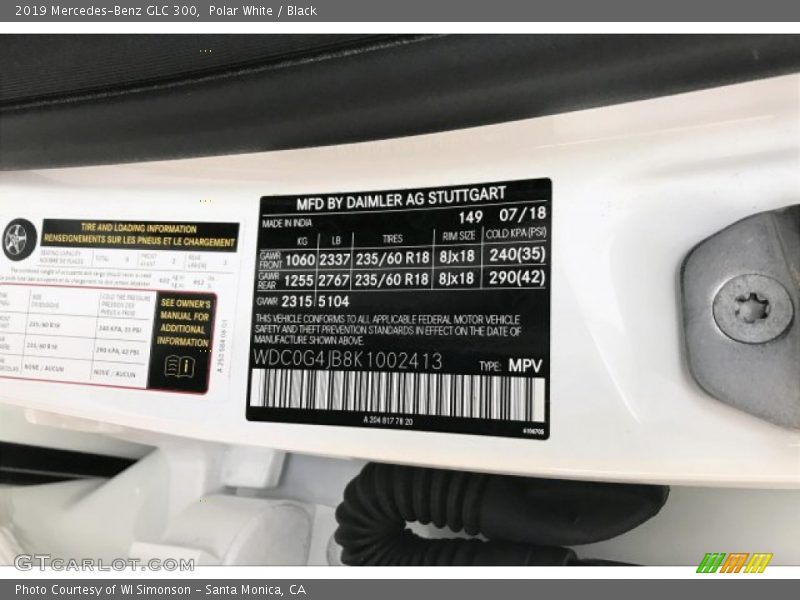 Polar White / Black 2019 Mercedes-Benz GLC 300