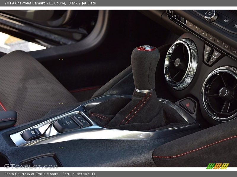 Black / Jet Black 2019 Chevrolet Camaro ZL1 Coupe