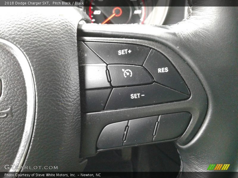 Pitch Black / Black 2018 Dodge Charger SXT