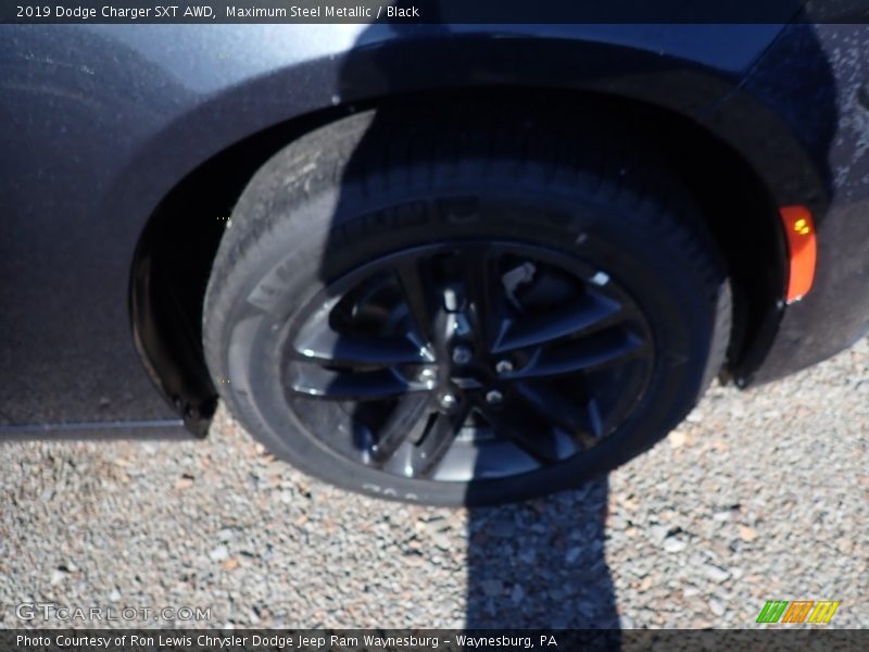 Maximum Steel Metallic / Black 2019 Dodge Charger SXT AWD