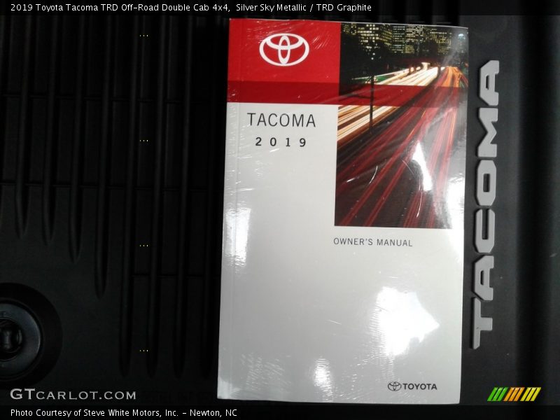 Silver Sky Metallic / TRD Graphite 2019 Toyota Tacoma TRD Off-Road Double Cab 4x4