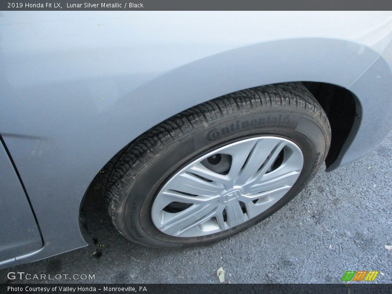 Lunar Silver Metallic / Black 2019 Honda Fit LX