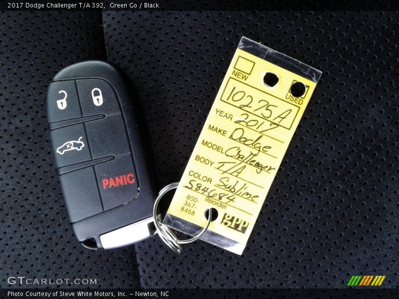Green Go / Black 2017 Dodge Challenger T/A 392